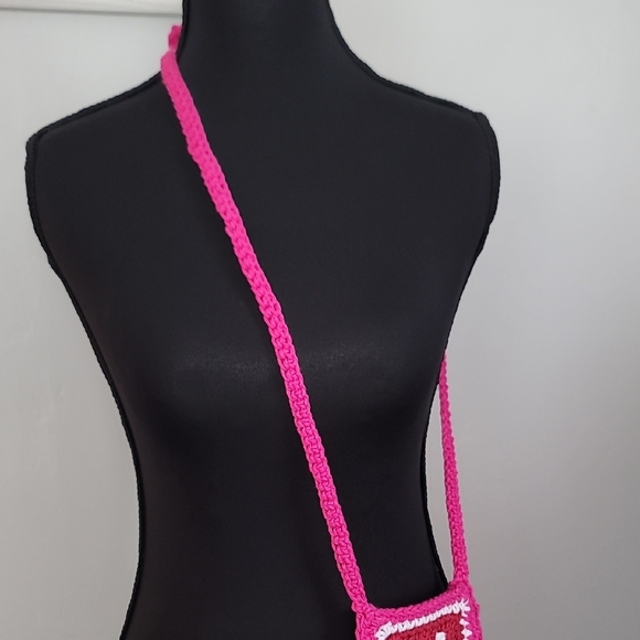 Handcrafted Pink and White Crochet Crossbody Cell Phone  Bag - Picture 3 of 5